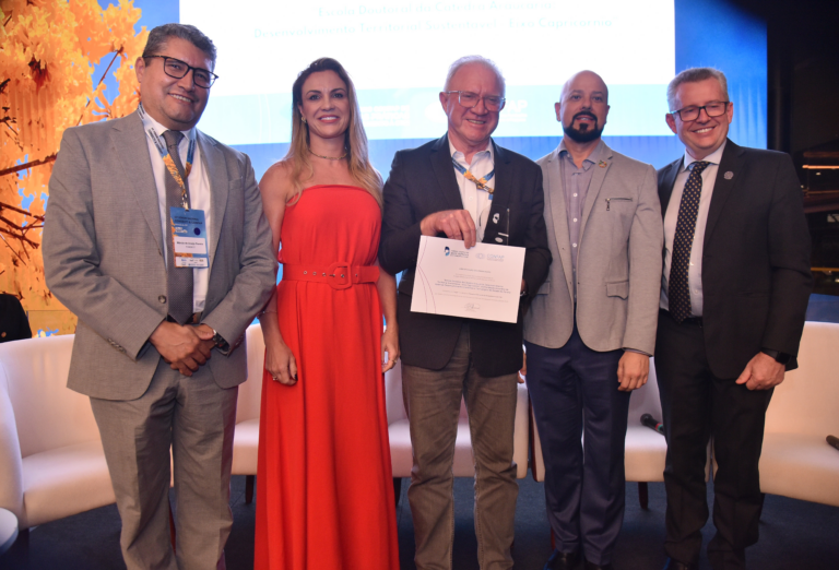 Fundação Araucária e pesquisador da UEL conquistam 1º lugar no Prêmio CONFAP