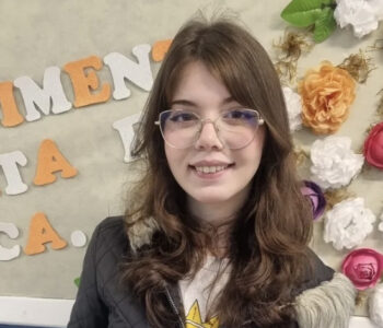 Rafaela Zerbielli, aluna do Clube de Ciências EcoCienistas Visionários, do Colégio Estadual Padre Chagas, em Guarapuava. (Foto/Arquivo Pessoal)