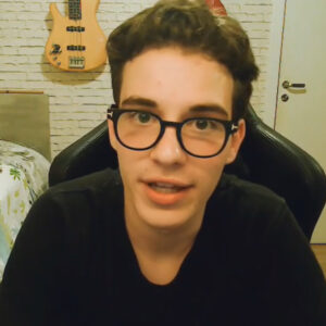 Em vídeo de apresentação, Lucas Koehler fala da sua paixão pela ciência e a saúde (Foto/Reprodução)