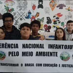 Estudantes do Colégio Estadual do Campo da Paz durante a VI Conferência Nacional Infantojuvenil pelo Meio Ambiente. (Foto/Arquivo Pessoal)