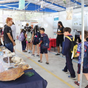 Feira de Ciências do Litoral reúne escolas e promove cultura oceânica em Matinhos