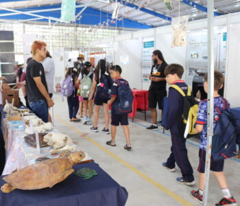 Feira de Ciências do Litoral reúne escolas e promove cultura oceânica em Matinhos
