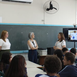 O primeiro clube a receber a visita da equipe da UEPG foi o Ciência em Ação, do Colégio Estadual Amálio Pinheiro, em Ponta Grossa (Foto/ Talula)