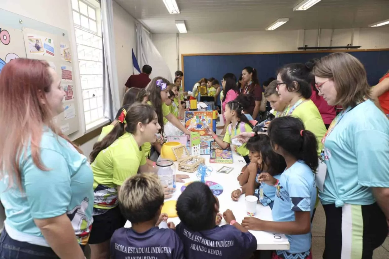 Logo da Ficiências, Feira de Inovação das Ciências e Engenharias.
